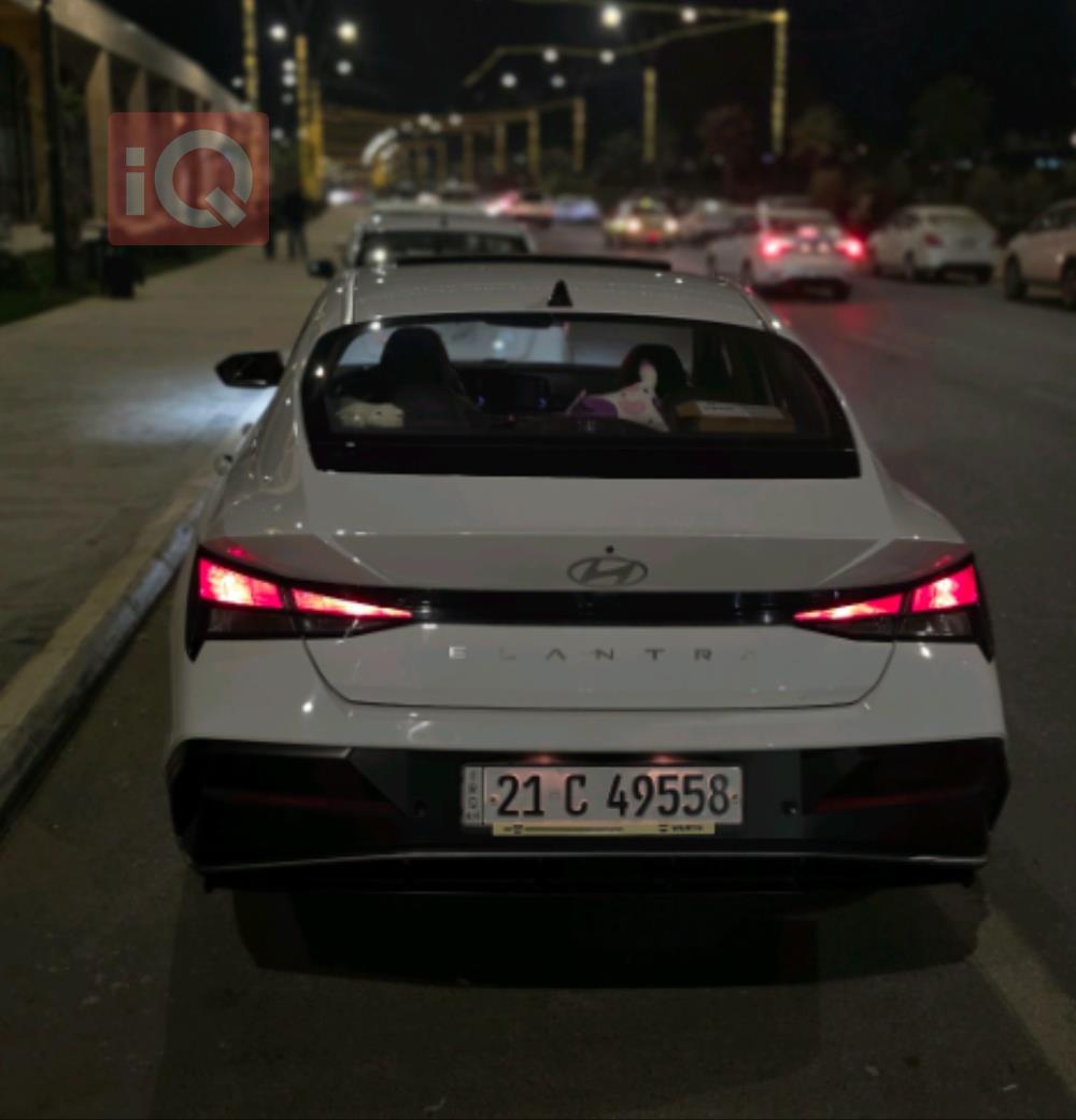 هیوندای ئەلەنترا